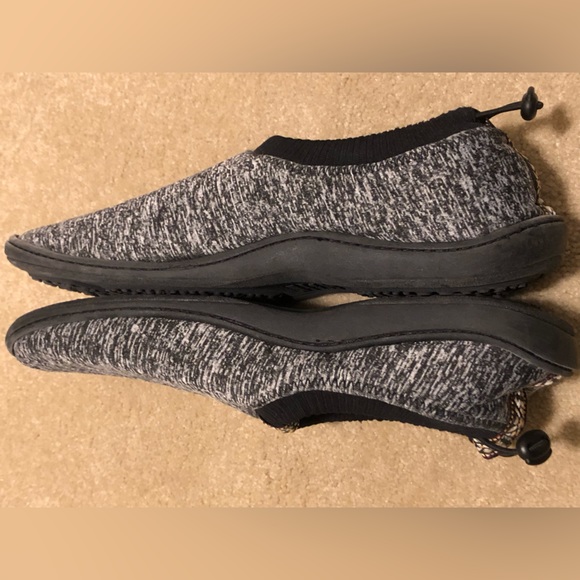 ACRON EXPLORER SHOE SLIPPER BLACK HEATHERED SLIP ON 10.5 -11.5 - Picture 8 of 9